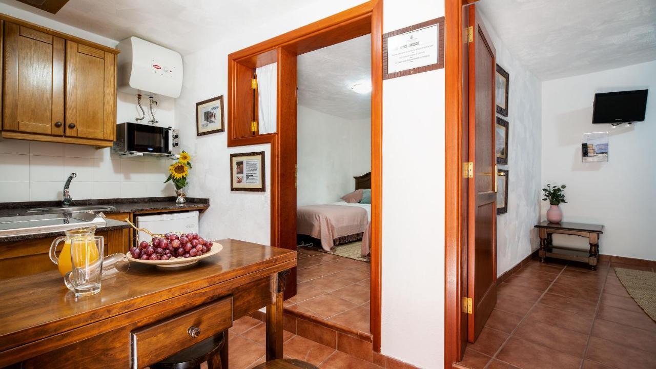 Casas Rurales De Guayadeque อินเกนิโอ ภายนอก รูปภาพ